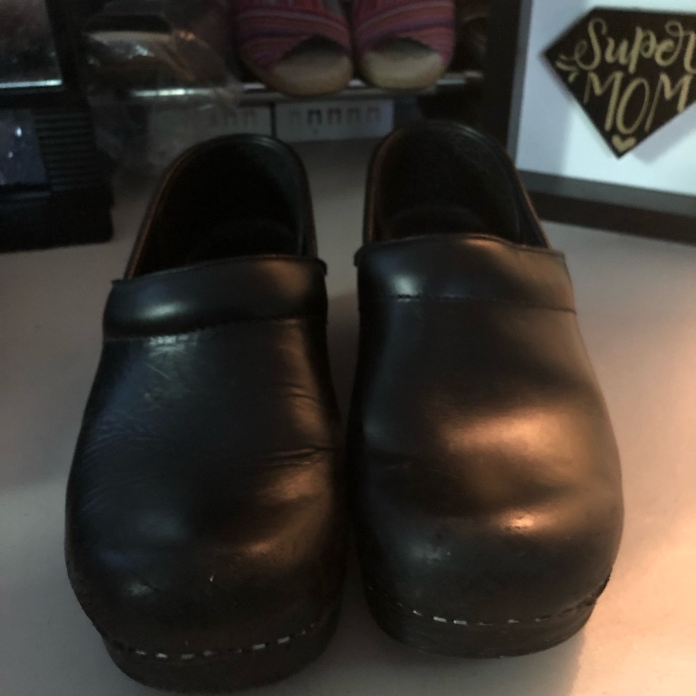 Great Condition Black Dansko Clogs Sz